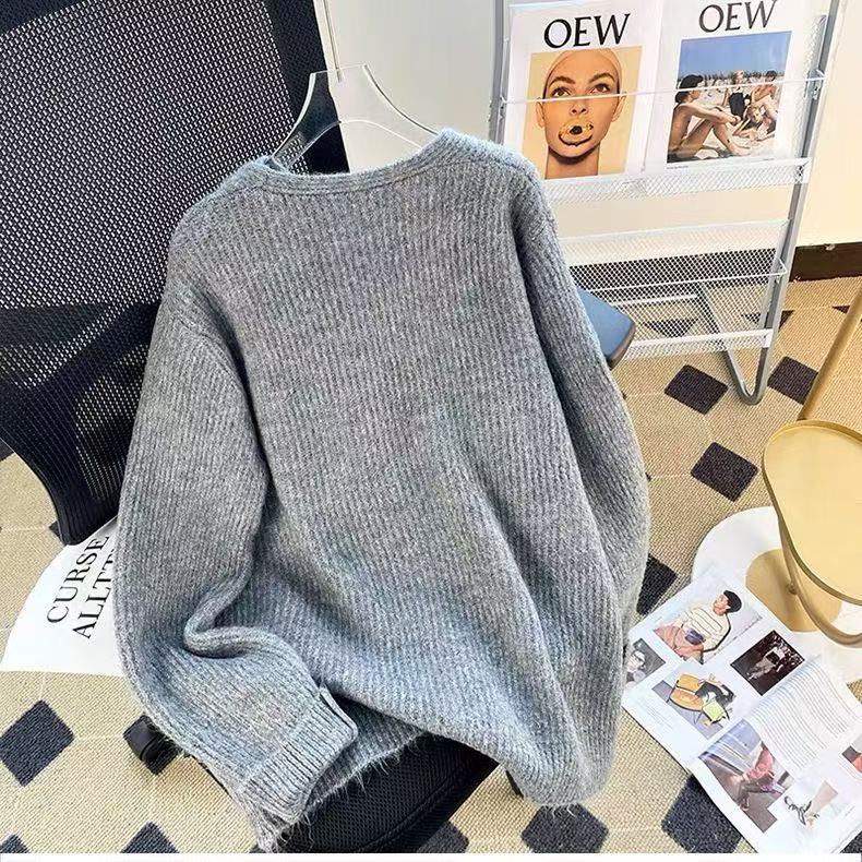 2024 Women's Autumn/Winter Grey Sweater Knitwear