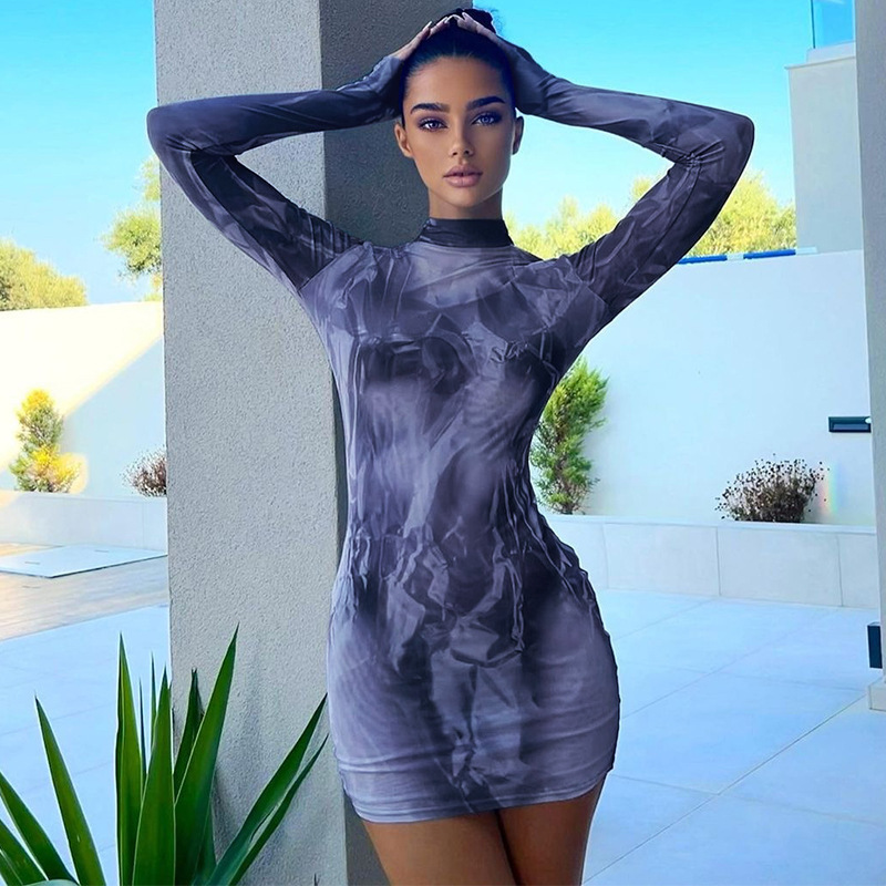 OM-2025 Autumn/Winter New Fashionable Streetwear Half-High Neck Long-Sleeved Dress with Unique Print